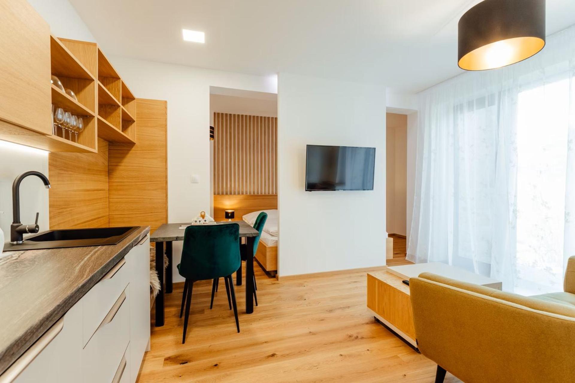Budinski Apartmany & Wellness Liptovsky Mikulas Room photo